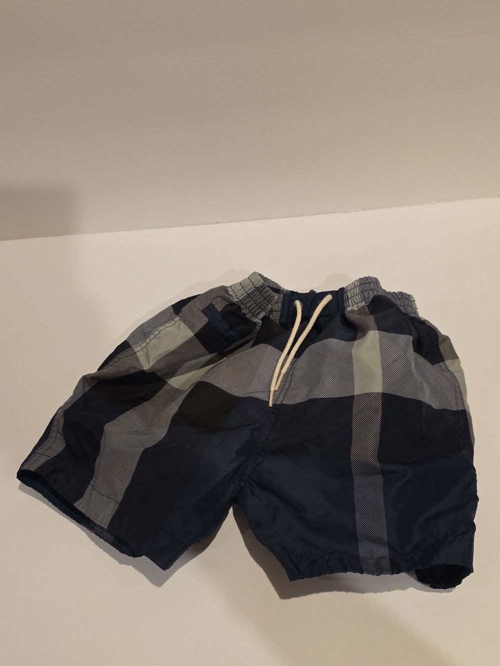 Burberry Size 18m Novacheck Boys Navy & Light Gray Plaid Swim Trunks
